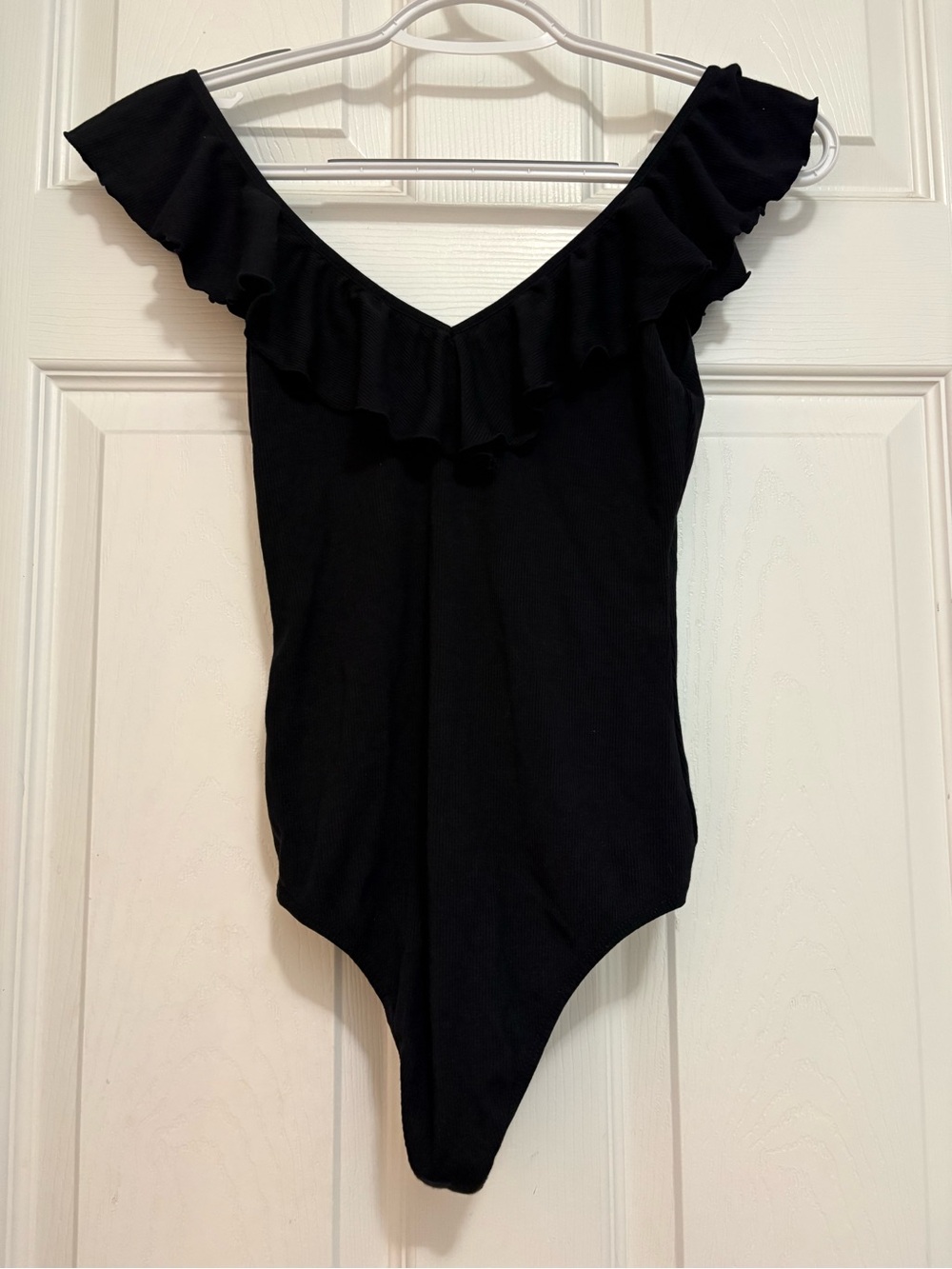 Aritzia Wilfred Danette bodysuit